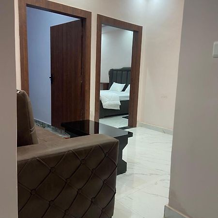 Hotel Nirmal Niwas Varanasi Exterior foto